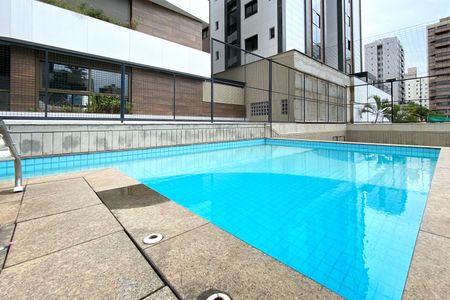 Apartamento à venda com 121m², 4 quartos e 2 vagasÁrea comum - Piscina