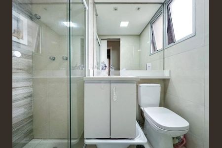 Banheiro de apartamento à venda com 2 quartos, 55m² em Cidade Patriarca, São Paulo