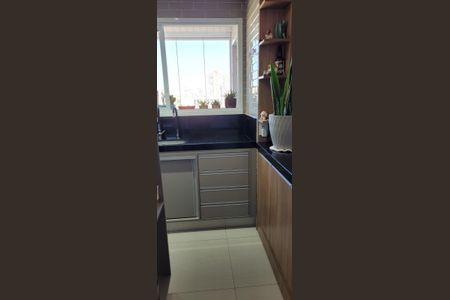 Apartamento à venda com 60m², 2 quartos e 2 vagas Apartamento à venda com 60m², 2 quartos e 2 vagasCozinha