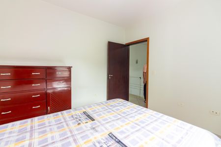 Casa à venda com 200m², 4 quartos e 3 vagasQuarto 2