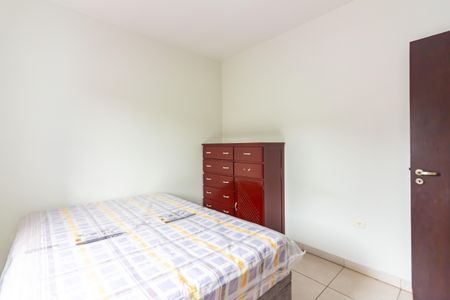 Casa à venda com 200m², 4 quartos e 3 vagasQuarto 2