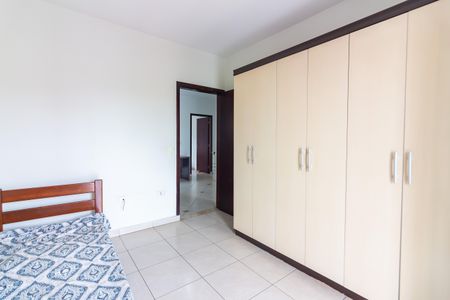 Casa à venda com 200m², 4 quartos e 3 vagasQuarto 4