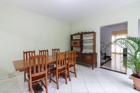 Casa à venda com 200m², 4 quartos e 3 vagasSala de Jantar