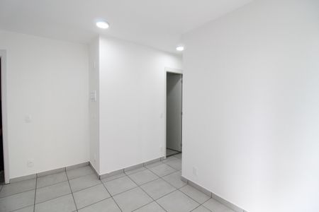 Apartamento para alugar com 39m², 2 quartos e sem vaga Apartamento para alugar com 39m², 2 quartos e sem vagaSala