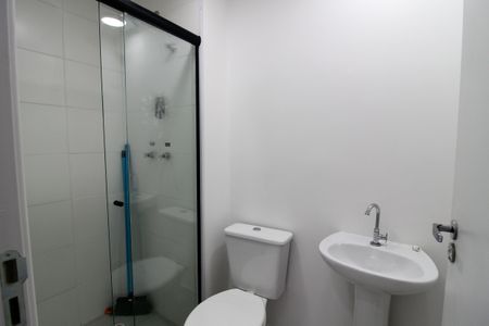 Apartamento para alugar com 39m², 2 quartos e sem vaga Apartamento para alugar com 39m², 2 quartos e sem vagaBanheiro