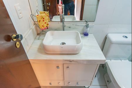 Apartamento para alugar com 60m², 2 quartos e 1 vagaBanheiro 