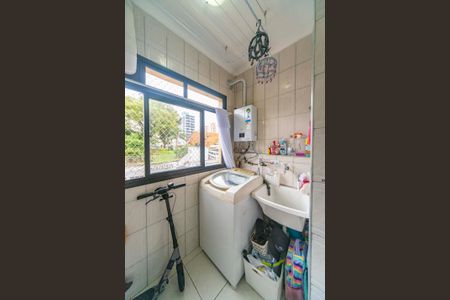 Apartamento para alugar com 60m², 2 quartos e 1 vagaÁrea de Serviço