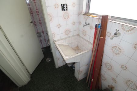 Apartamento para alugar com 81m², 2 quartos e 1 vagaÁrea de Serviço