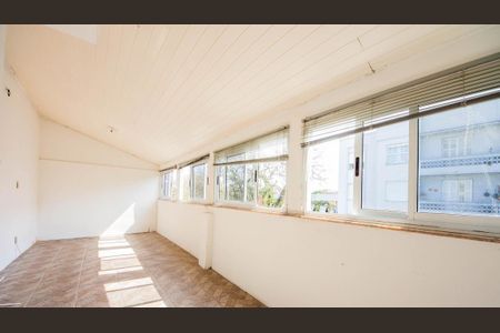 Apartamento para alugar com 3 quartos, 120m² em São Geraldo, Porto Alegre