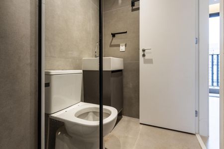 Studio para alugar com 20m², 1 quarto e sem vaga Studio para alugar com 20m², 1 quarto e sem vagaBanheiro