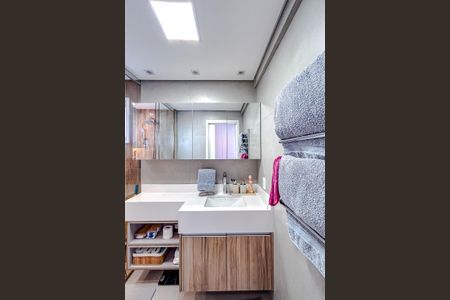 Apartamento à venda com 87m², 2 quartos e 1 vagaBanheiro da Suíte 1