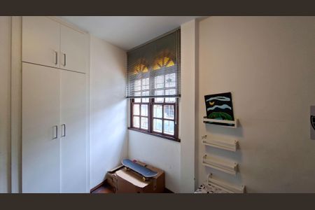 Apartamento para alugar com 131m², 3 quartos e 1 vagaQuarto