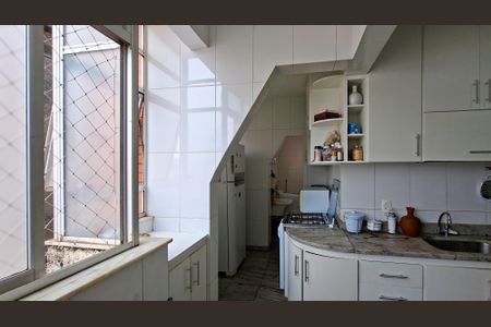 Cozinha e Área de Serviço de apartamento para alugar com 3 quartos, 131m² em Serra, Belo Horizonte