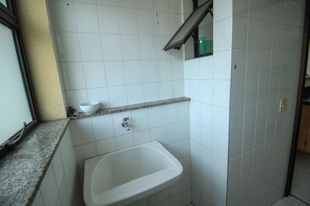 Apartamento para alugar com 65m², 2 quartos e 2 vagas