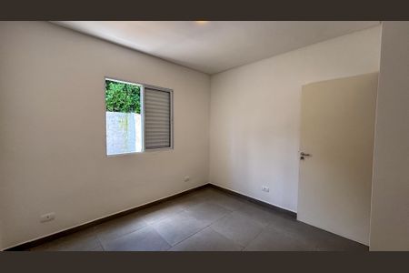 Quarto 2 de casa para alugar com 2 quartos, 101m² em Jardim Colinas, Jacareí