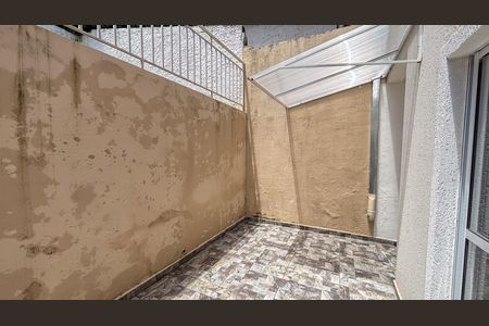 Área de serviço de casa para alugar com 2 quartos, 101m² em Jardim Colinas, Jacareí