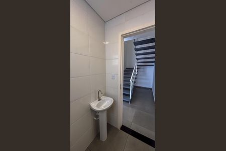Casa para alugar com 101m², 2 quartos e 2 vagasLavabo