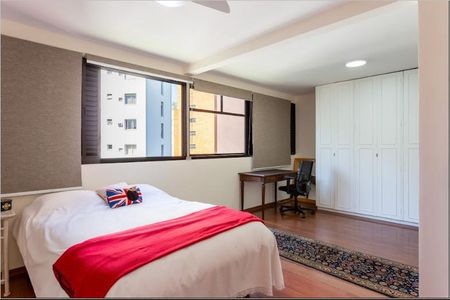 Apartamento para alugar com 4 quartos, 294m² em Real Parque, São Paulo