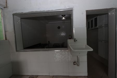 Casa para alugar com 80m², 2 quartos e sem vagaLavanderia
