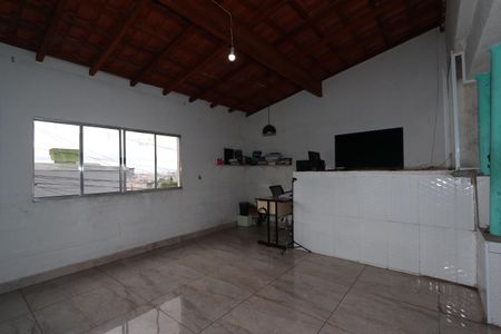 Sala de casa para alugar com 2 quartos, 80m² em Jardim Guairaca, São Paulo