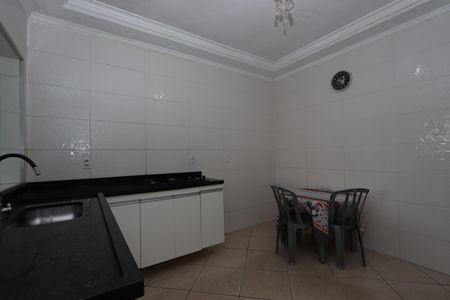 Casa para alugar com 80m², 2 quartos e sem vagaCozinha