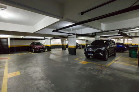 Apartamento para alugar com 58m², 1 quarto e 1 vaga Apartamento para alugar com 58m², 1 quarto e 1 vagaGaragem