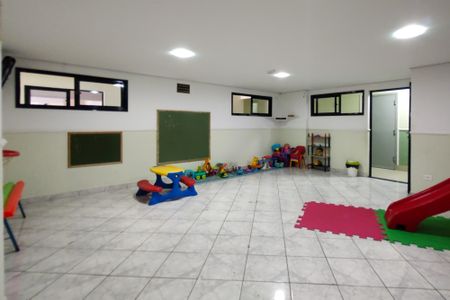 Apartamento para alugar com 58m², 1 quarto e 1 vaga Apartamento para alugar com 58m², 1 quarto e 1 vagaÁrea comum - Playground