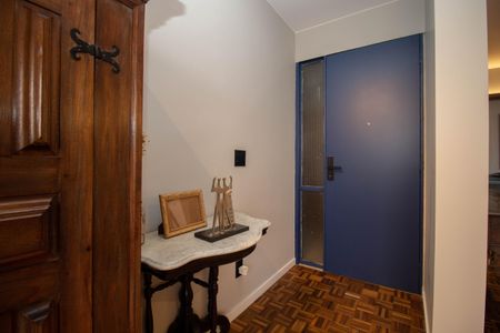 Apartamento para alugar com 154m², 3 quartos e 1 vagaHall