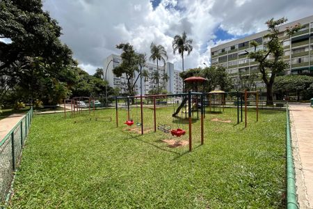 Apartamento para alugar com 154m², 3 quartos e 1 vagaÁrea comum - Playground