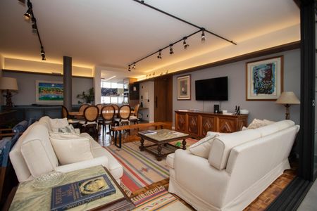 Apartamento para alugar com 154m², 3 quartos e 1 vagaSala