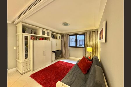 Sala de apartamento para alugar com 4 quartos, 202m² em Recreio dos Bandeirantes, Rio de Janeiro