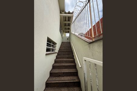 Casa à venda com 191m², 2 quartos e 6 vagasFoto 05