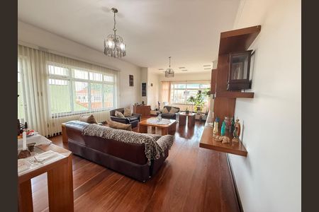 Casa à venda com 191m², 2 quartos e 6 vagasFoto 27