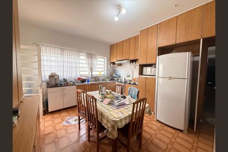 Casa à venda com 191m², 2 quartos e 6 vagasFoto 14