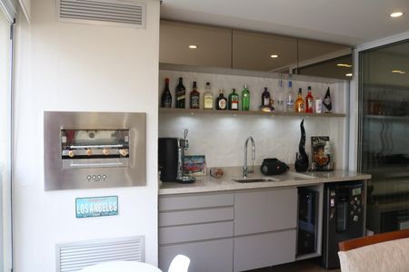 Apartamento à venda com 75m², 2 quartos e 2 vagasVaranda gourmet
