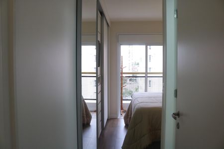 Apartamento à venda com 75m², 2 quartos e 2 vagasQuarto 2