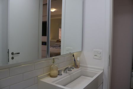 Apartamento à venda com 75m², 2 quartos e 2 vagasBanheiro 1