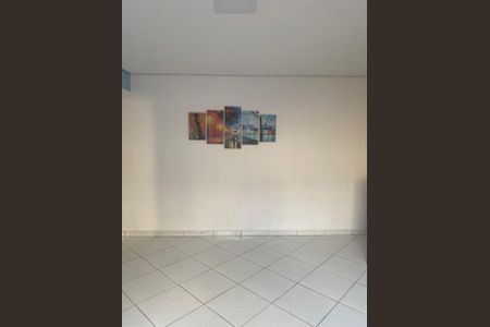 Casa à venda com 200m², 4 quartos e 2 vagas Casa à venda com 200m², 4 quartos e 2 vagasSegunda sala