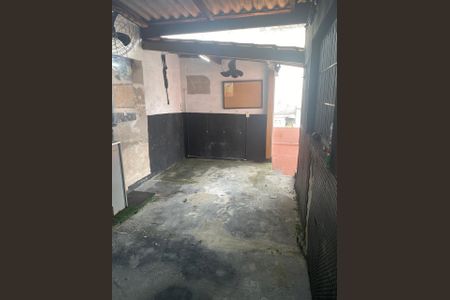 Casa à venda com 200m², 4 quartos e 2 vagas Casa à venda com 200m², 4 quartos e 2 vagasÁrea externa