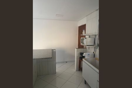 Casa à venda com 200m², 4 quartos e 2 vagas