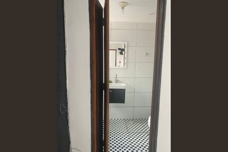 Casa à venda com 200m², 4 quartos e 2 vagas Casa à venda com 200m², 4 quartos e 2 vagasBanheiro