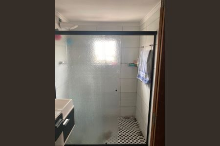 Casa à venda com 200m², 4 quartos e 2 vagas Casa à venda com 200m², 4 quartos e 2 vagasBanheiro