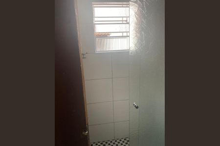 Casa à venda com 200m², 4 quartos e 2 vagas Casa à venda com 200m², 4 quartos e 2 vagasBanheiro