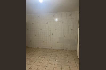 Casa à venda com 200m², 4 quartos e 2 vagas Casa à venda com 200m², 4 quartos e 2 vagasCozinha