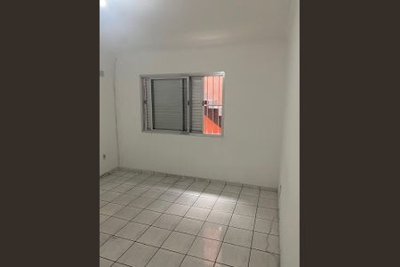 Casa à venda com 200m², 4 quartos e 2 vagas Casa à venda com 200m², 4 quartos e 2 vagasQuarto