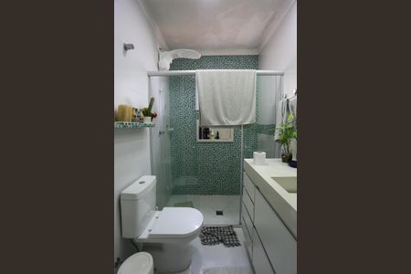 Casa à venda com 280m², 2 quartos e 2 vagasBanheiro da Suíte 1