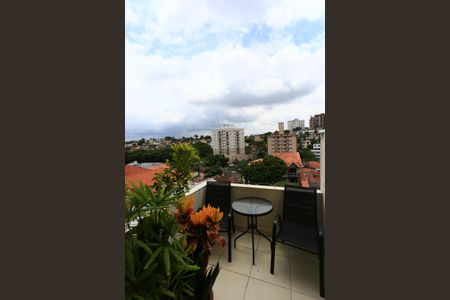 Casa à venda com 280m², 2 quartos e 2 vagasvista