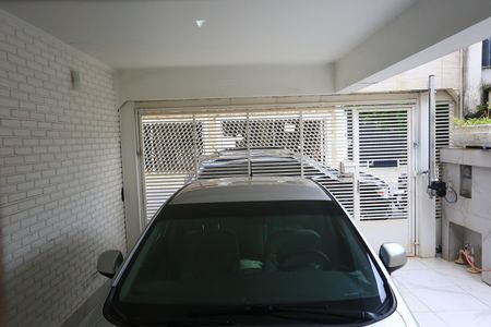 Casa à venda com 280m², 2 quartos e 2 vagasSala  vista