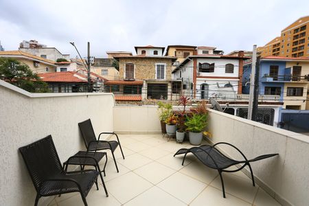 Casa à venda com 280m², 2 quartos e 2 vagassuíte 2 varanda
