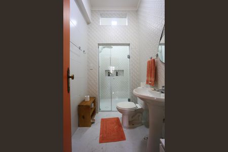 Casa à venda com 280m², 2 quartos e 2 vagasBanheiro